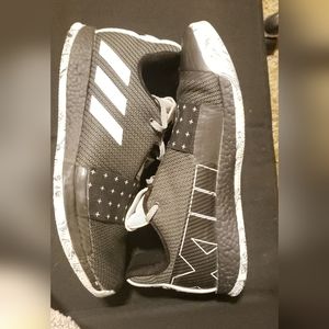 Adidas Harden Volume 3 size 11 Basketball shoes